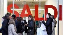 Commercio, al via i saldi invernali
